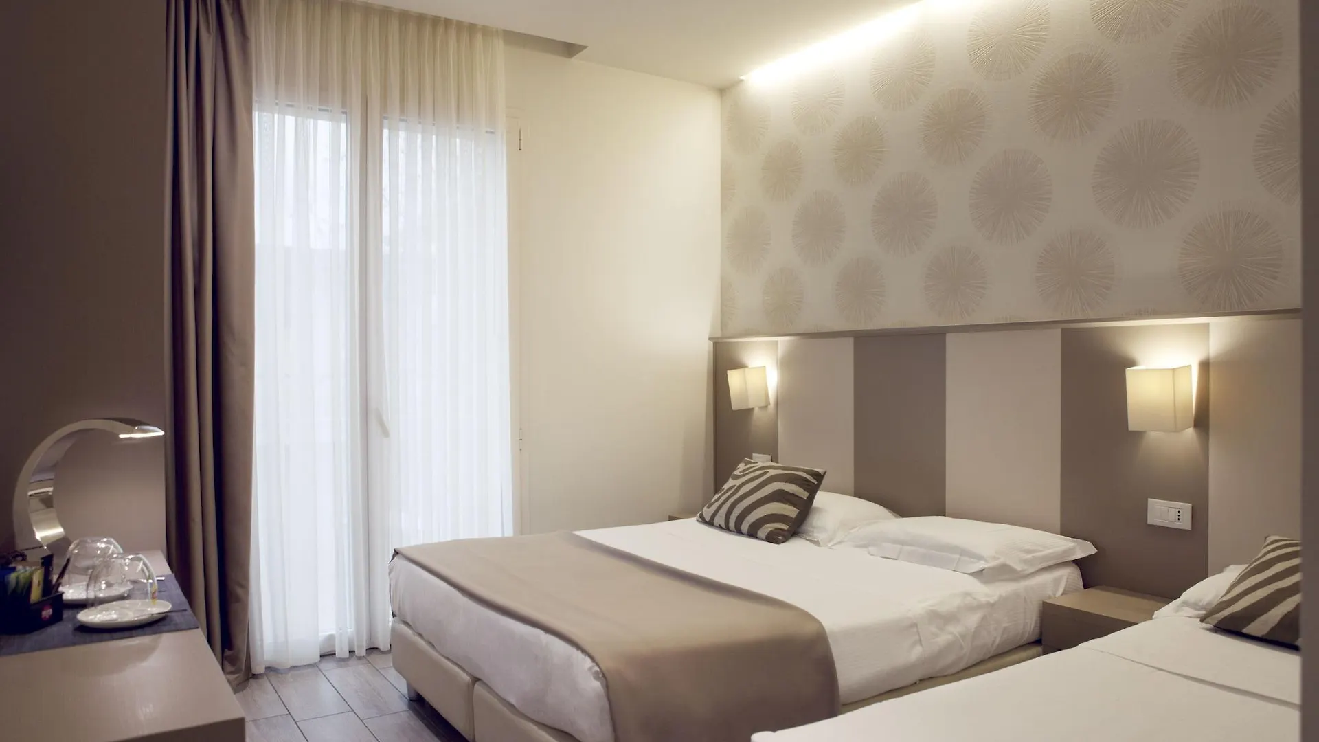 Ξενοδοχείο L'Hotel Ρίμινι