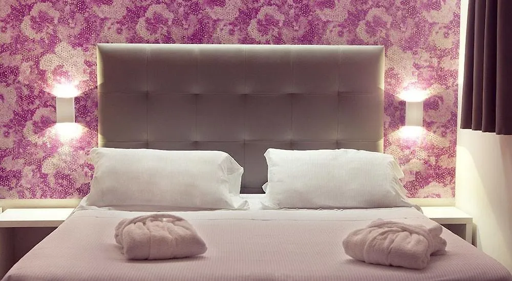 L'Hotel Ρίμινι Ξενοδοχείο