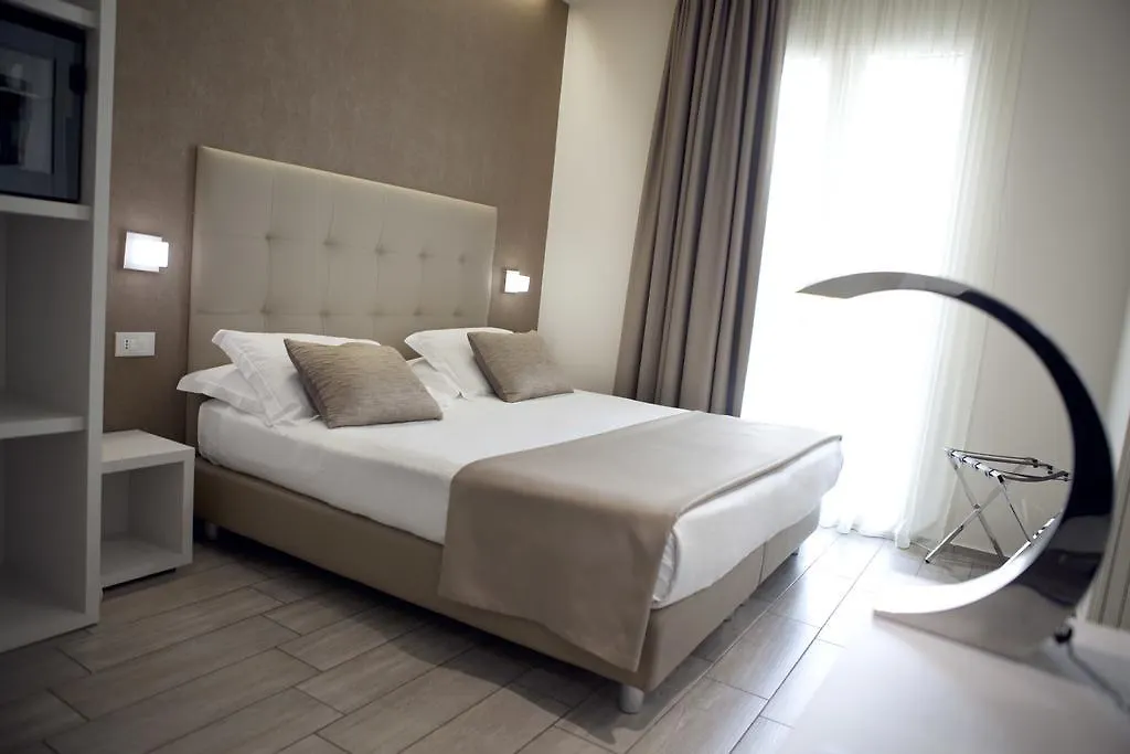 *** Hotel L'Hotel Rimini Italy